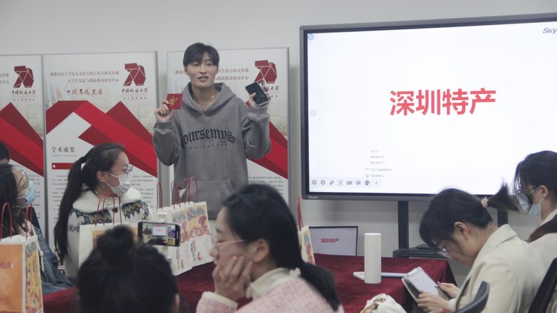 教材的编写质量直接影响到学习效果。选择教材时，可以参考以下标准：