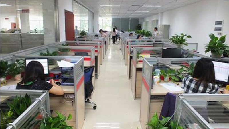 小标题：行业现状：竞争加剧，差异化成关键