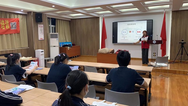 小型企业管理培训讲师费用：揭秘费用构成与选择要点